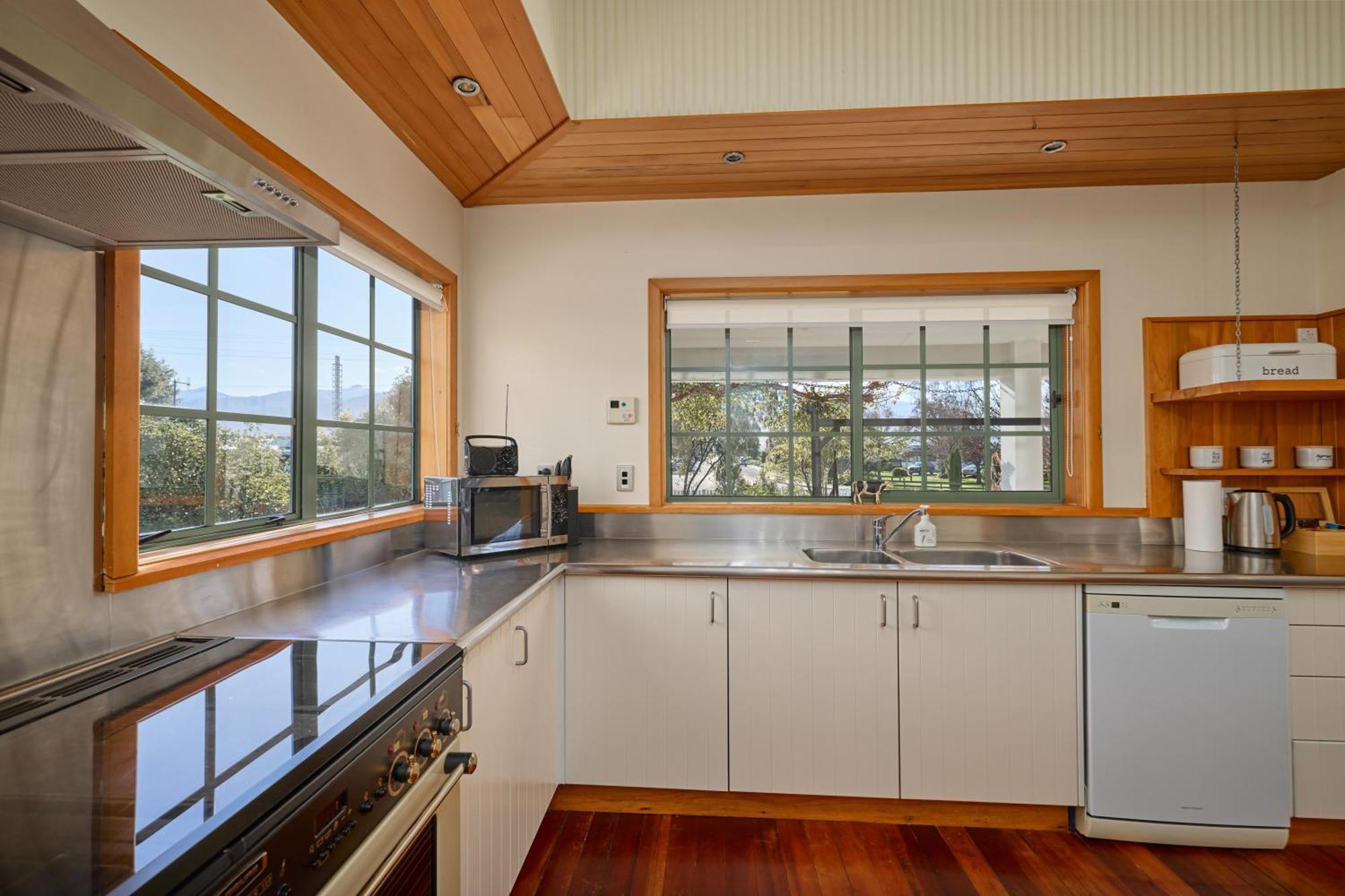 Ludstone Villa - A Charming Family Home Kaikoura Eksteriør bilde